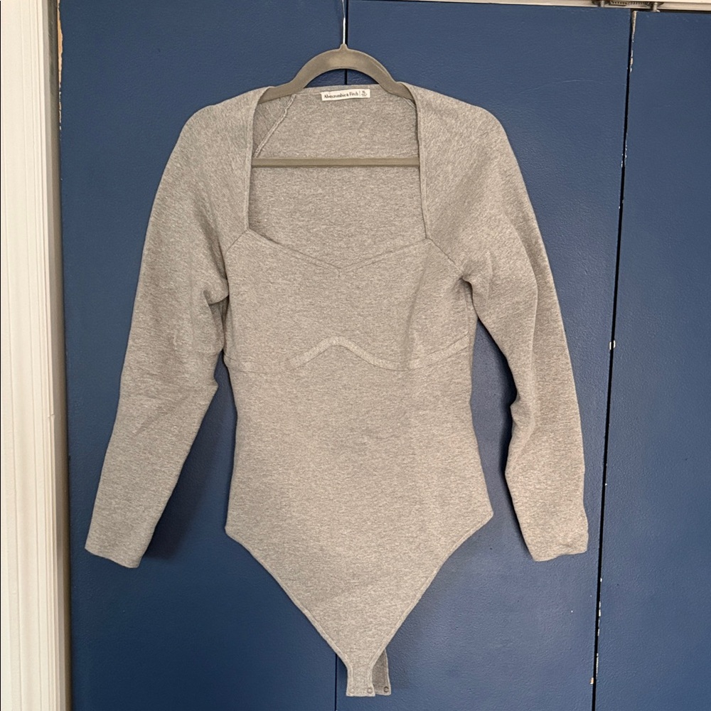 Abercrombie & Fitch Long Sleeve knit Bodysuit